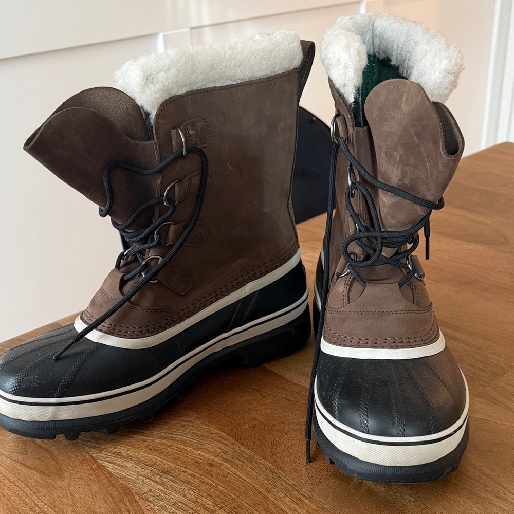 Sorel Men’s Caribou Brown and Black Winter Boots